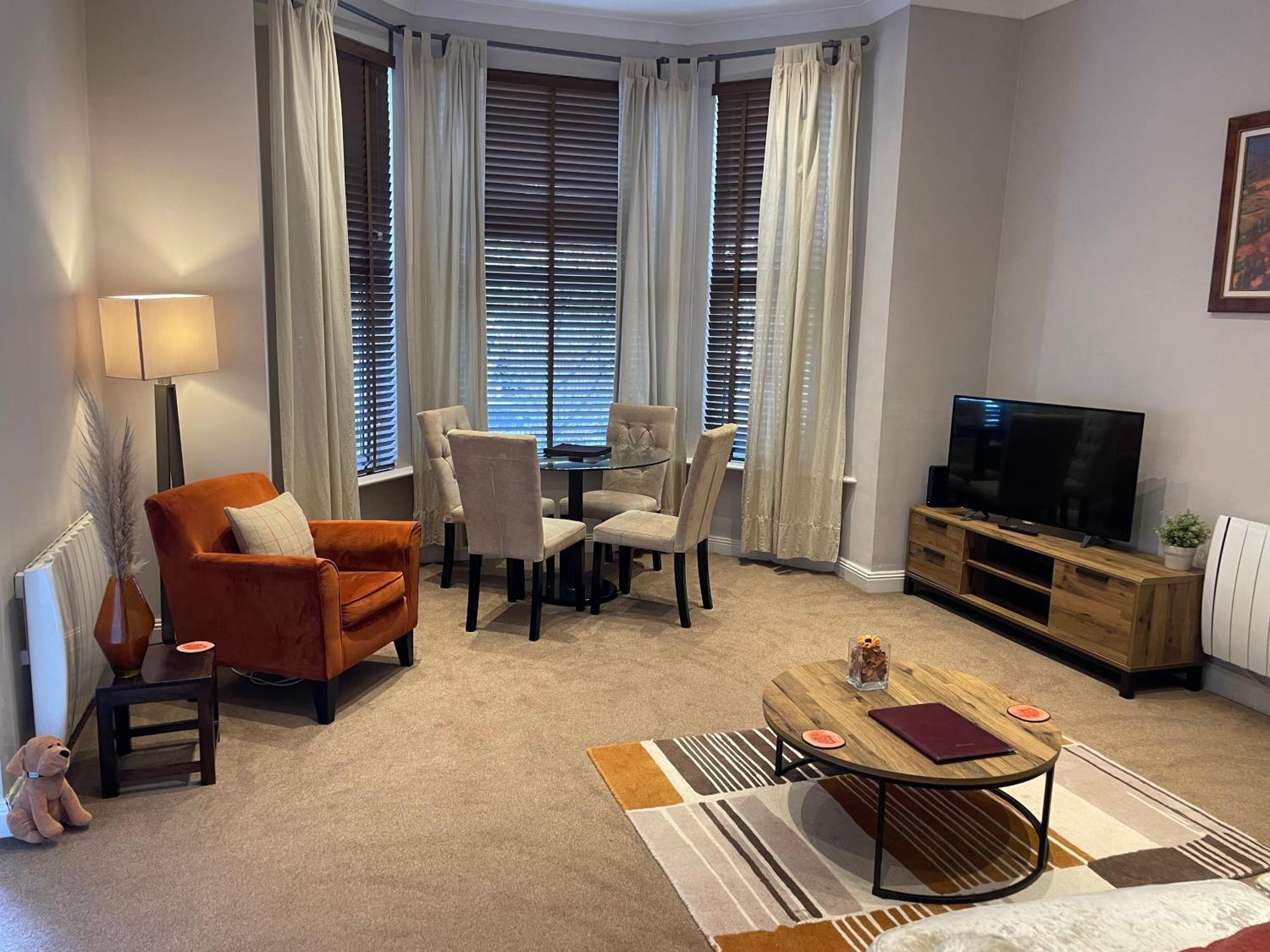 סאות'המפטון Number 10 Service Apartment - Danes מראה חיצוני תמונה