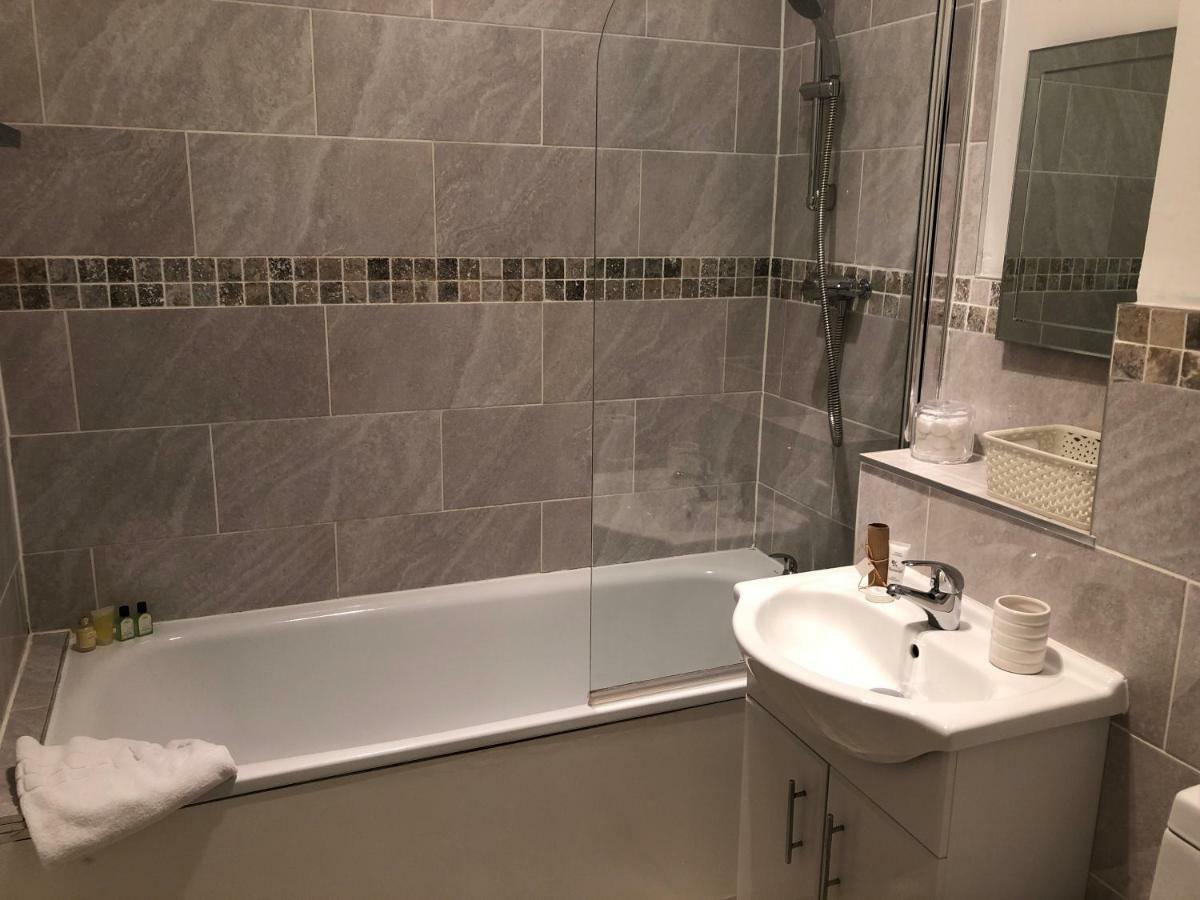 סאות'המפטון Number 10 Service Apartment - Danes מראה חיצוני תמונה